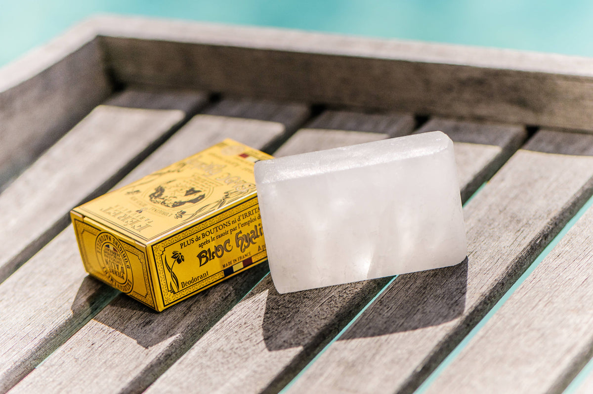 Bloc Hyalin (3.52oz) with Metal Box Set