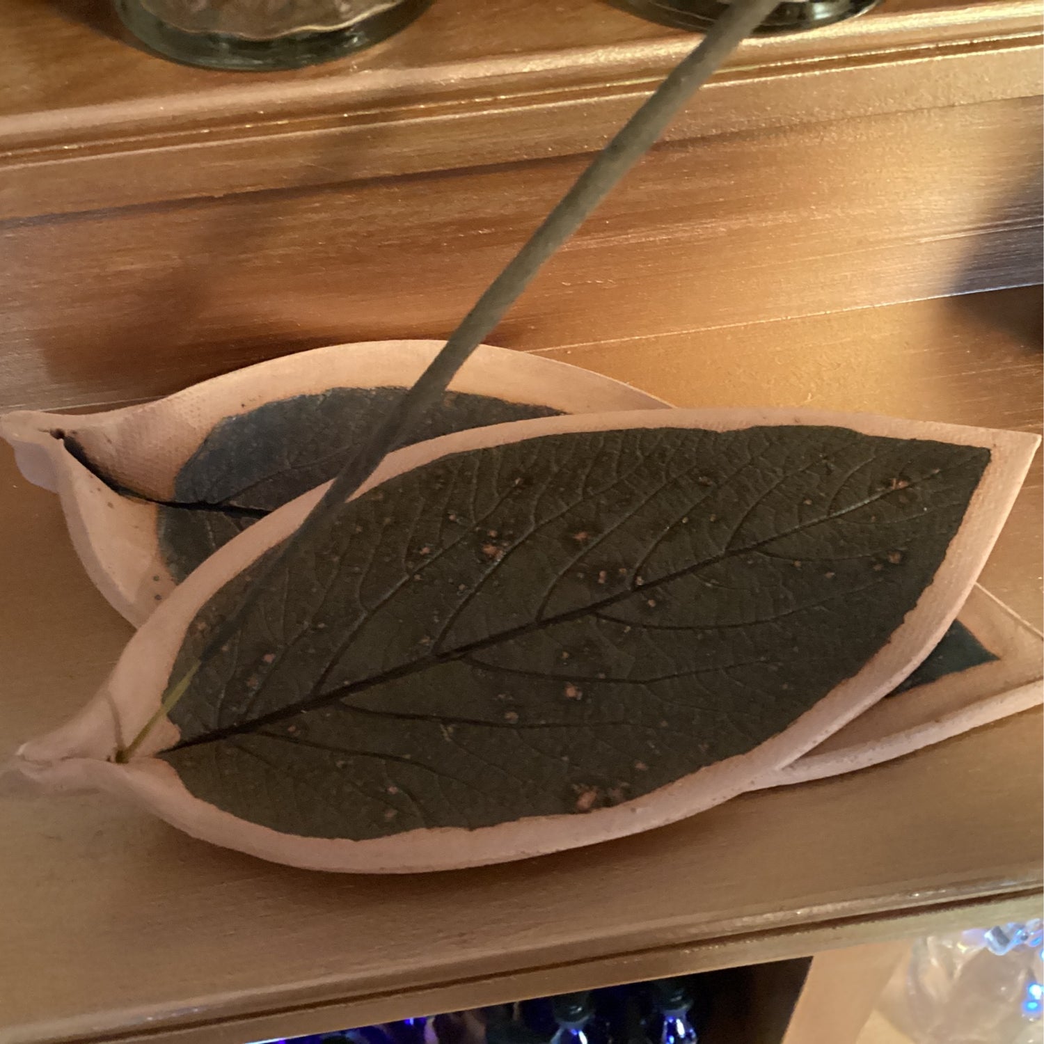 incense holder, Leaf